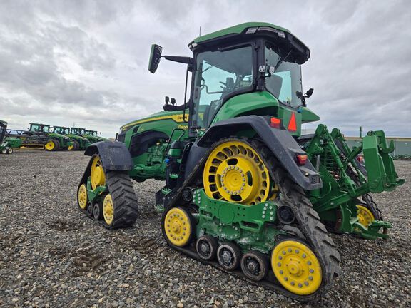 2025 John Deere 8RX 410 Tractor Rubber Track