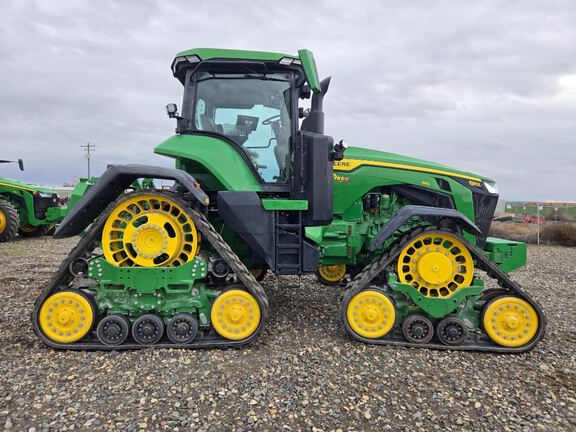 2025 John Deere 8RX 410 Tractor Rubber Track