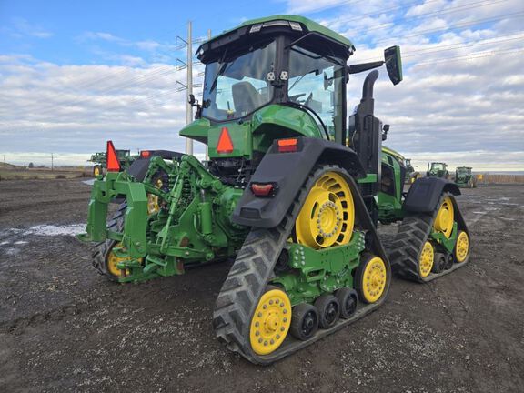 2025 John Deere 8RX 410 Tractor Rubber Track