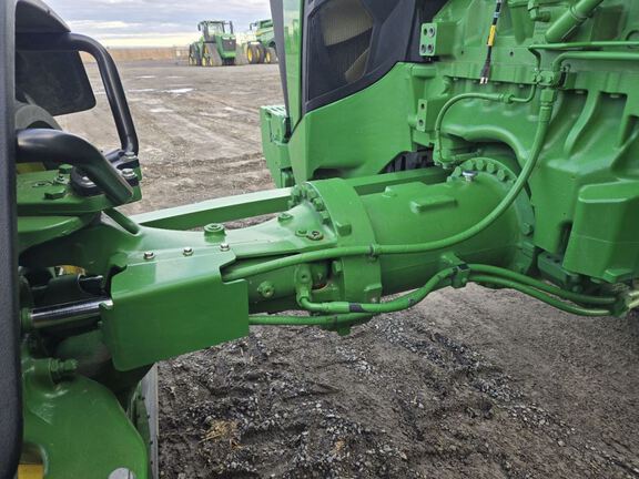 2025 John Deere 8RX 410 Tractor Rubber Track