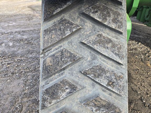 2025 John Deere 8RX 410 Tractor Rubber Track