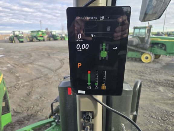 2025 John Deere 8RX 410 Tractor Rubber Track