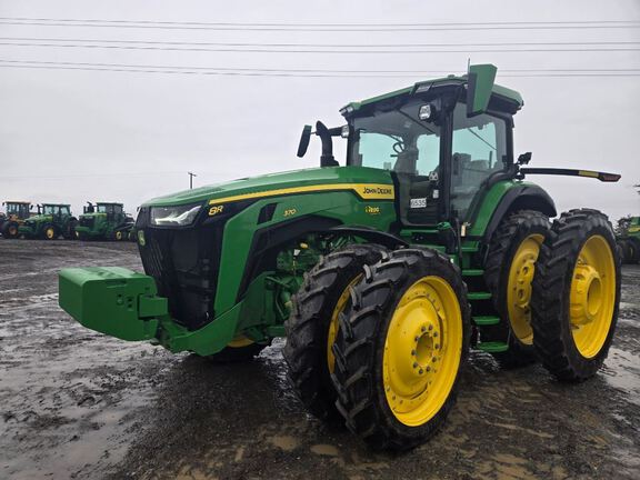 2025 John Deere 8R 370 Tractor