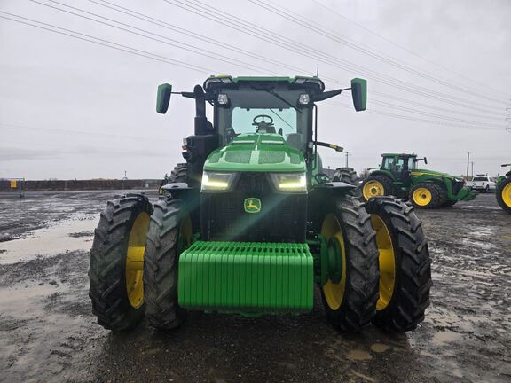 2025 John Deere 8R 370 Tractor