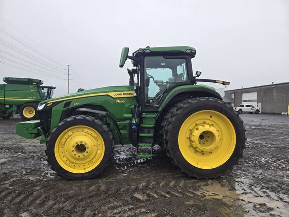 2025 John Deere 8R 370 Tractor