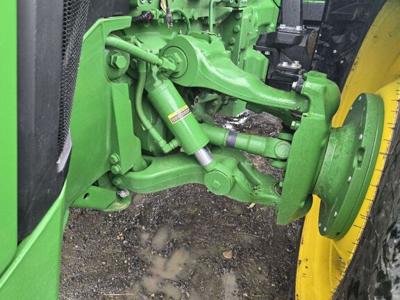 2025 John Deere 8R 370 Tractor