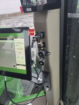 2025 John Deere 8R 370 Tractor