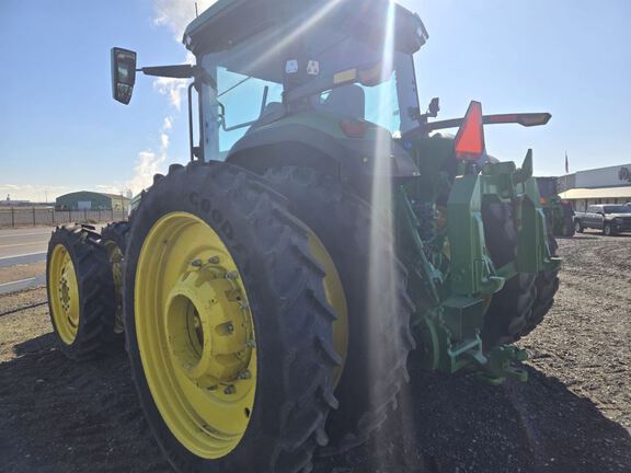 2023 John Deere 8R 370 Tractor