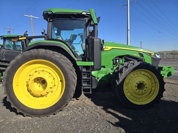 2023 John Deere 8R 370 Tractor
