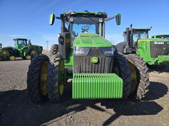 2023 John Deere 8R 370 Tractor