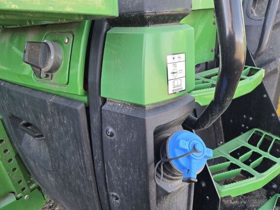 2023 John Deere 8R 370 Tractor