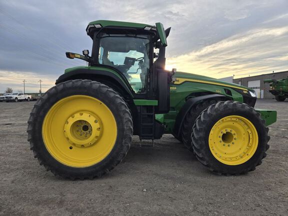 2025 John Deere 8R 340 Tractor
