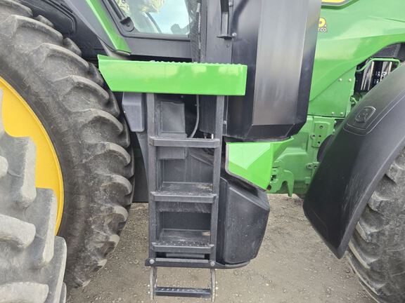 2025 John Deere 8R 340 Tractor