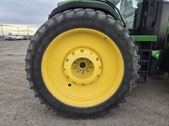 2025 John Deere 8R 340 Tractor