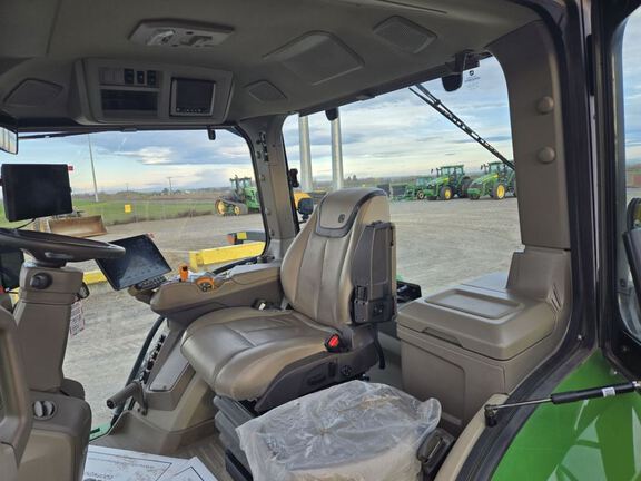 2025 John Deere 8R 340 Tractor