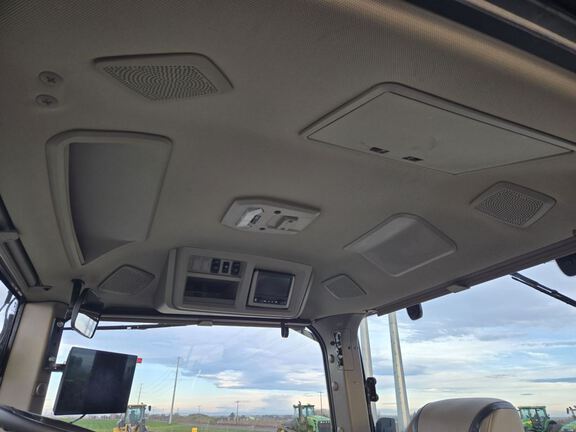 2025 John Deere 8R 340 Tractor