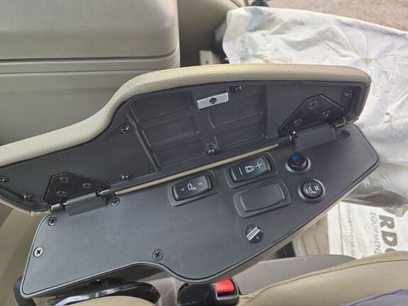 2025 John Deere 8R 340 Tractor