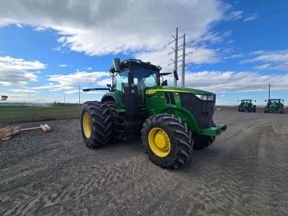 2022 John Deere 7R 250 Tractor
