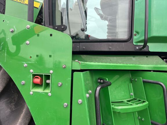 2015 John Deere 9570R Tractor 4WD