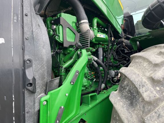 2015 John Deere 9570R Tractor 4WD