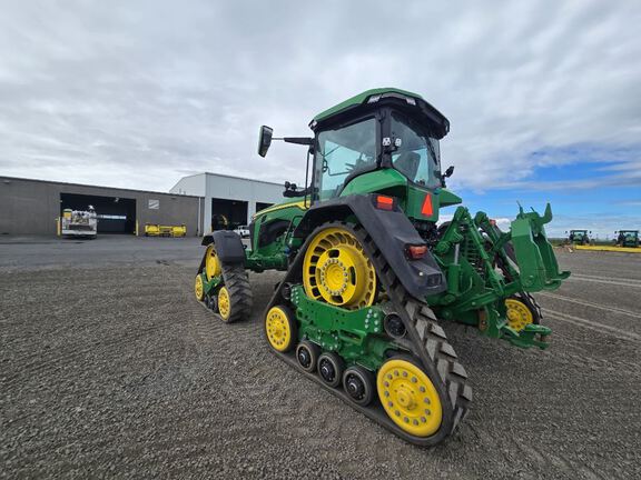 2025 John Deere 8RX 410 Tractor Rubber Track