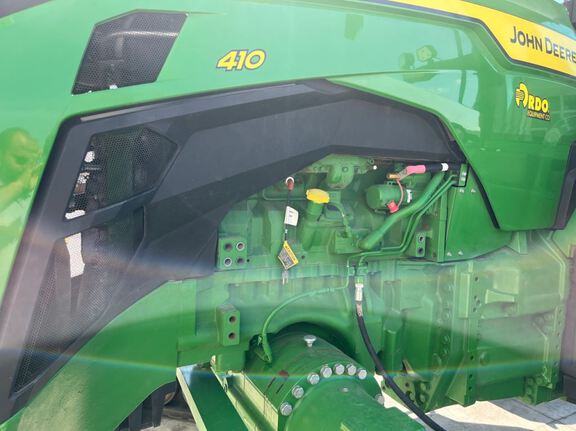 2025 John Deere 8RX 410 Tractor Rubber Track