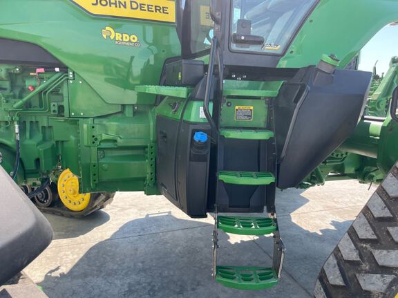 2025 John Deere 8RX 410 Tractor Rubber Track