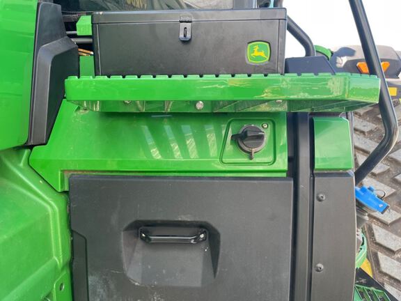 2025 John Deere 8RX 410 Tractor Rubber Track