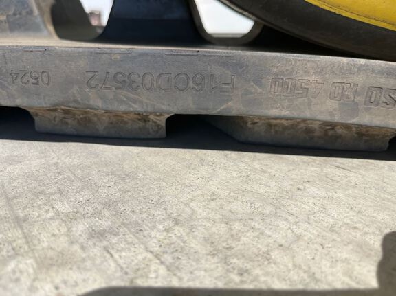 2025 John Deere 8RX 410 Tractor Rubber Track