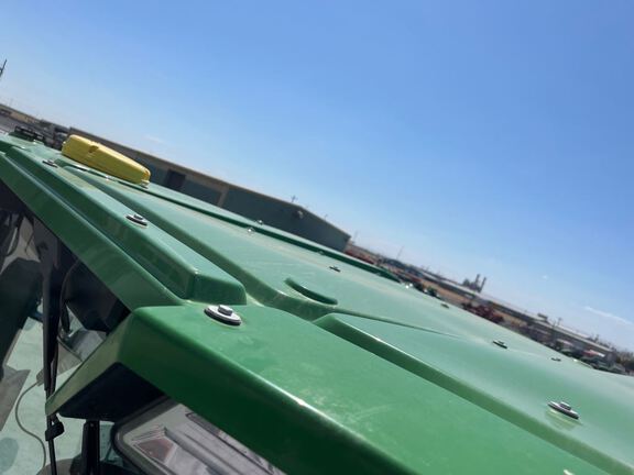 2025 John Deere 8RX 410 Tractor Rubber Track