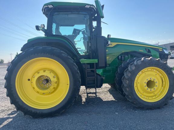 2025 John Deere 8R 340 Tractor