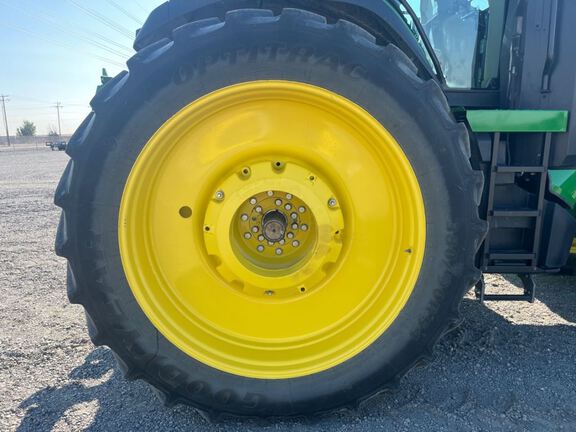 2025 John Deere 8R 340 Tractor