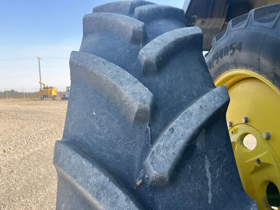 2025 John Deere 8R 340 Tractor
