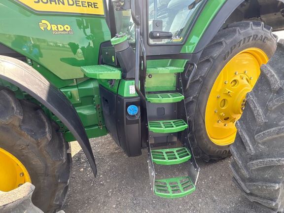 2025 John Deere 8R 340 Tractor