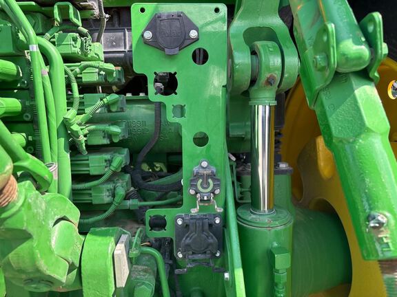 2025 John Deere 8R 340 Tractor
