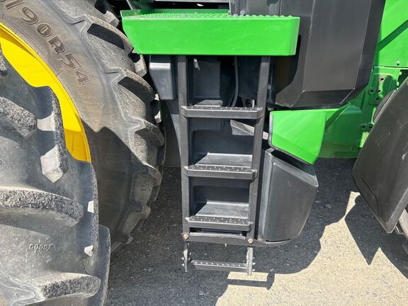 2025 John Deere 8R 340 Tractor