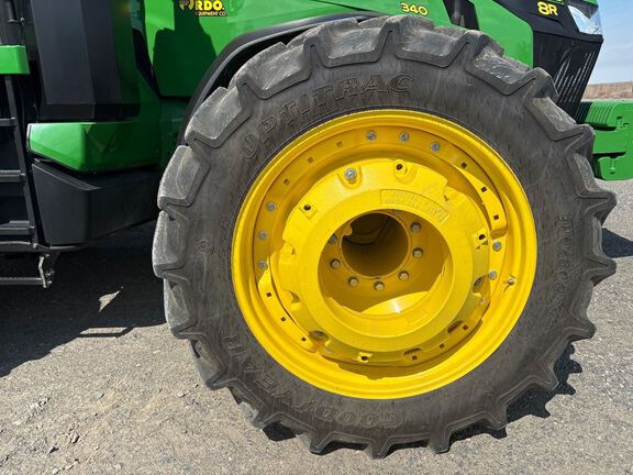2025 John Deere 8R 340 Tractor