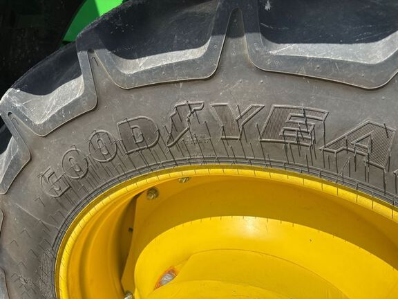 2025 John Deere 8R 340 Tractor