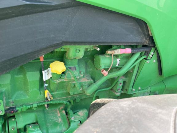 2025 John Deere 8R 370 Tractor