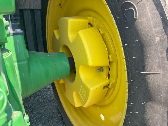 2025 John Deere 8R 370 Tractor