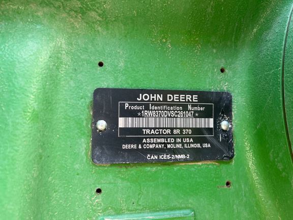 2025 John Deere 8R 370 Tractor
