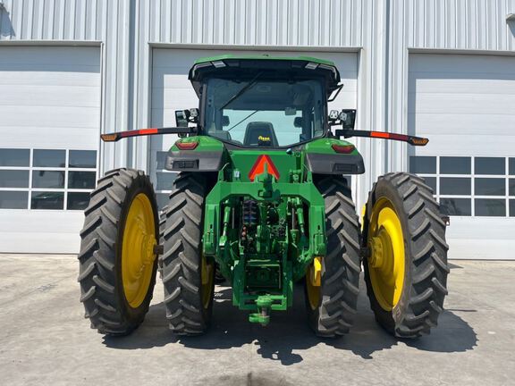 2025 John Deere 8R 370 Tractor