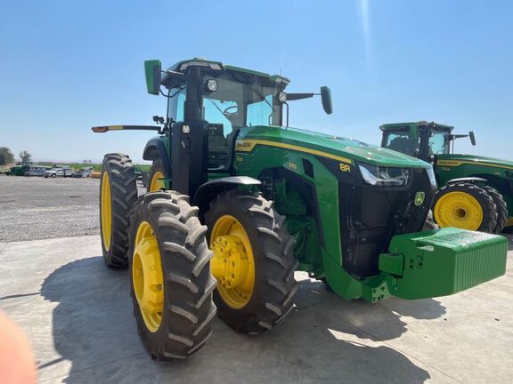 2025 John Deere 8R 370 Tractor