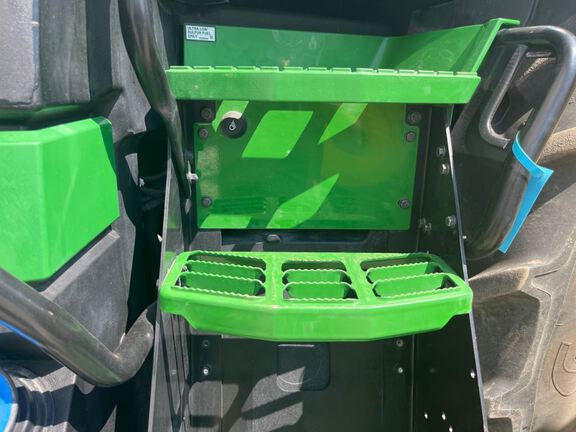 2025 John Deere 8R 370 Tractor