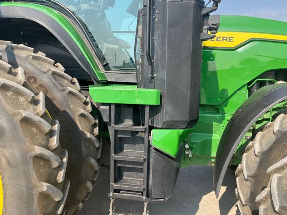 2025 John Deere 8R 280 Tractor
