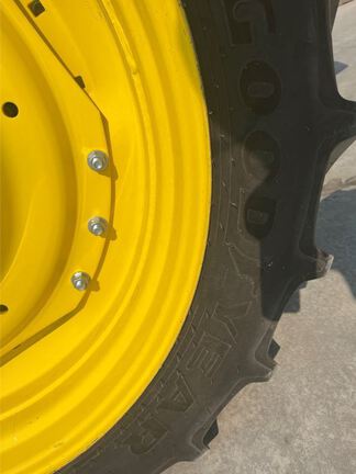 2025 John Deere 8R 280 Tractor