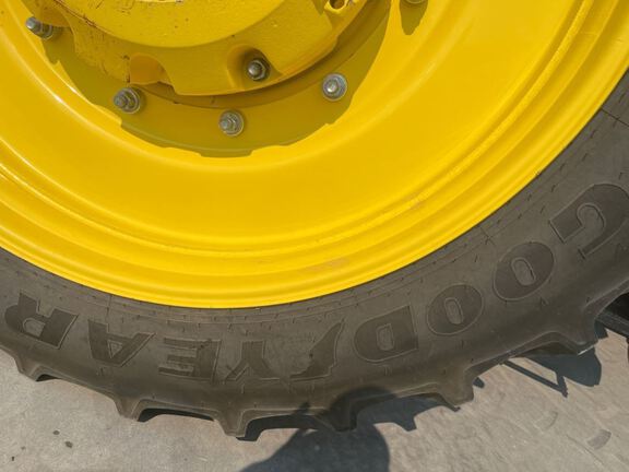 2025 John Deere 8R 280 Tractor