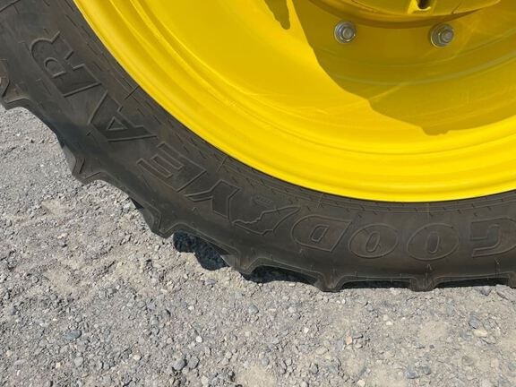 2025 John Deere 8R 280 Tractor