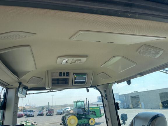 2025 John Deere 8R 280 Tractor