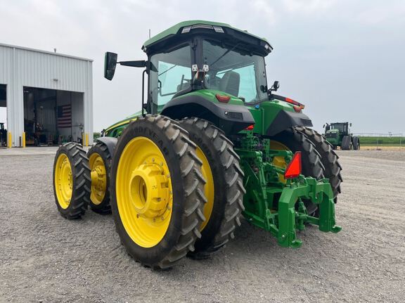 2025 John Deere 8R 370 Tractor